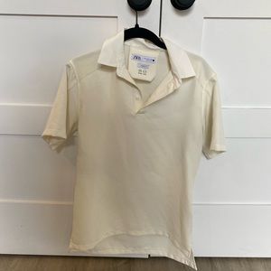 Small Zara off white quarter button up